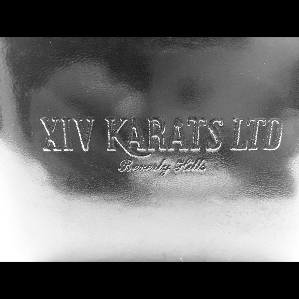 XIV Karats Jewelry Box 